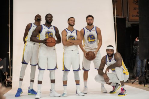 From left, Kevin Duran, Draymond Green, Stephen Curry, Klay Thompson, and DeMarcus Cousins take a photo together during Golden State Warriors Media Day in Oakland, Calif., on Monday, Sep. 24, 2018. (Randy Vazquez/Bay Area News Group)
